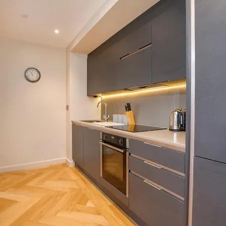 Apartman The Hudson 1 Bed Sleeps 2 *