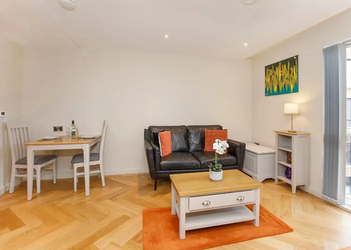 The Hudson 1 Bed Sleeps 2 アパート